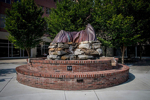 KenWeaver_1171 Mountain Fountain_CCH