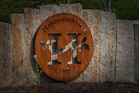 KenWeaver_1172 Hendersonville Sign Rusted_CCH