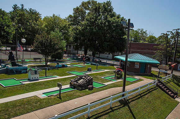 KenWeaver_4893 Mini Golf Boyd Park Aerial_CCH