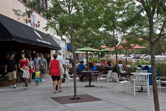 GaryLightner_DowntownHendersonville_CCH