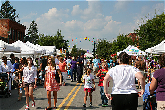 John-Ayre_Apple-Festival-6_CCH