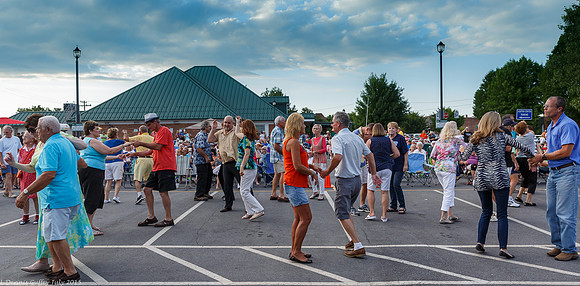 DennisGuffey_DancingtotheMusic_CCH