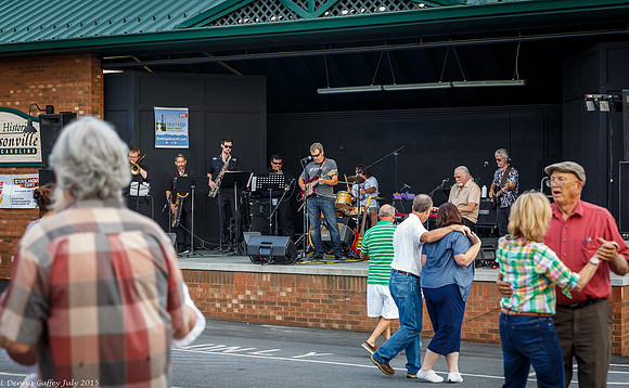 DennisGuffey_TheBand-1_CCH