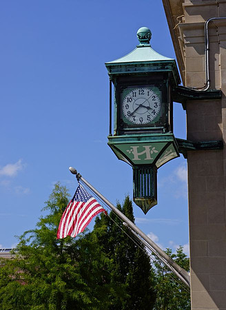 JudyTuthill_ClockOnMain_CCH