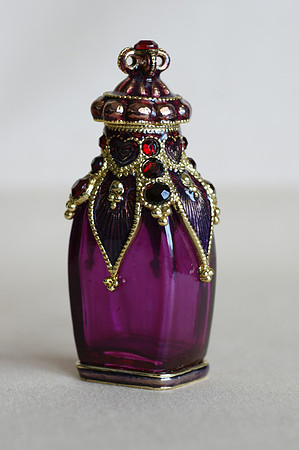 JudyTuthill_JeweledBottle_3.16_P-2
